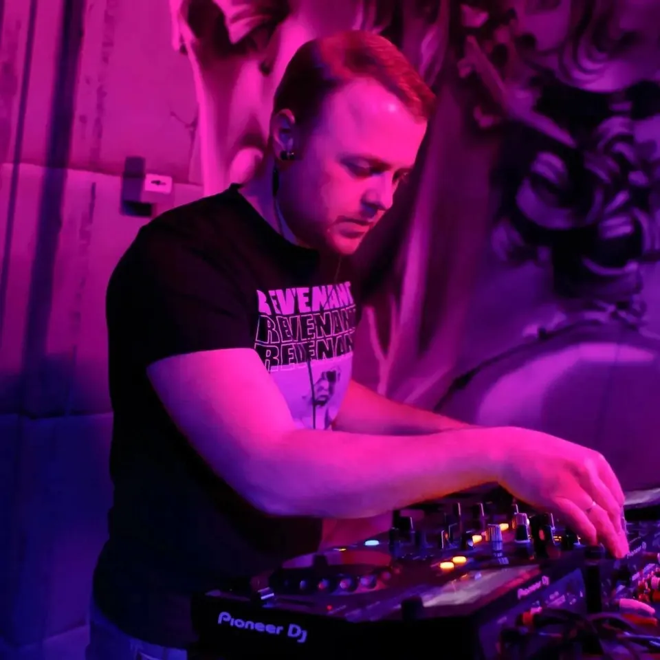 DJ Chekalin