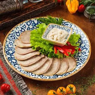 Язык телячий с&nbsp;хреном — Ресторан Халиф
