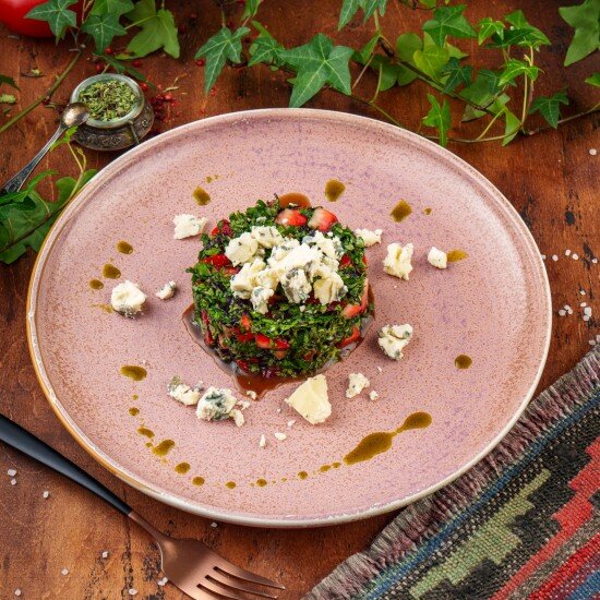 Салат Клубника с&nbsp;Дор блю — Ресторан Халиф