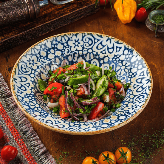 Салат по&nbsp;домашнему из&nbsp;бакинских овощей — Ресторан Халиф