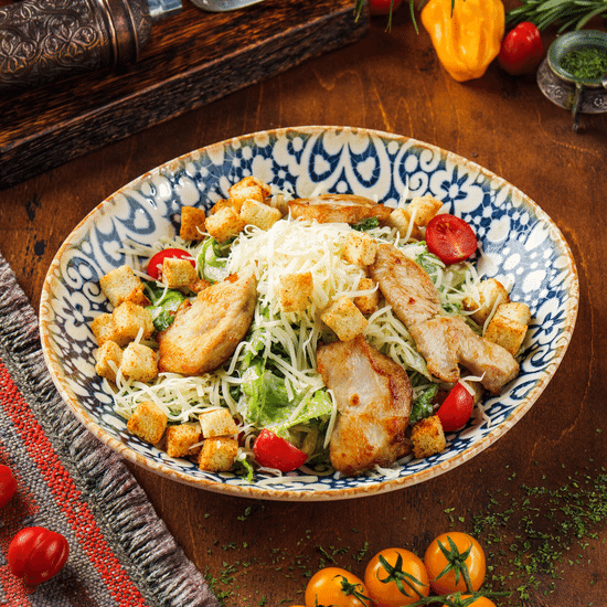 Цезарь с&nbsp;курицей — Ресторан Халиф