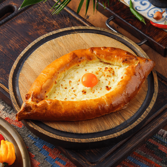 Хачапури по-аджарски — Ресторан Халиф