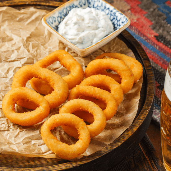 Кольца кальмаров в&nbsp;кляре с&nbsp;соусом тартар — Ресторан Халиф