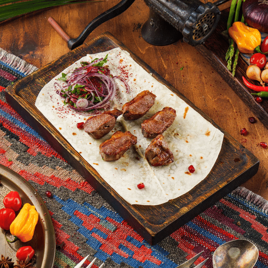 Шашлык из&nbsp;бараньей мякоти — Ресторан Халиф
